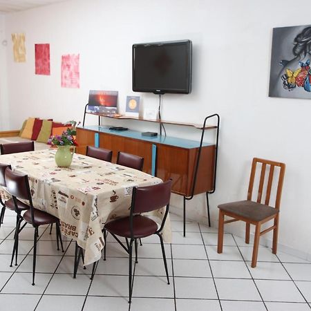 Chalet Villa Fini Fleri Luaran gambar