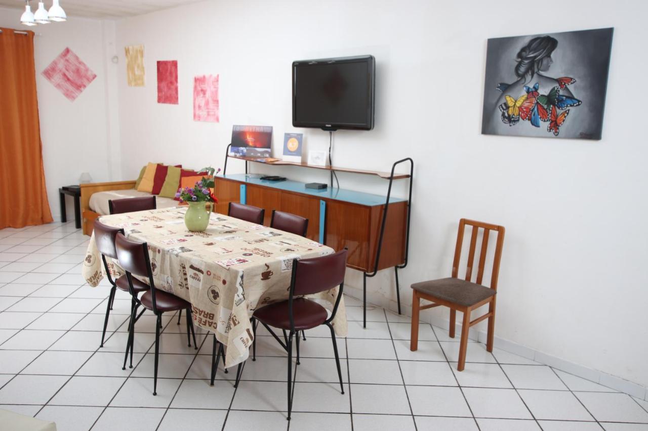Chalet Villa Fini Fleri Luaran gambar