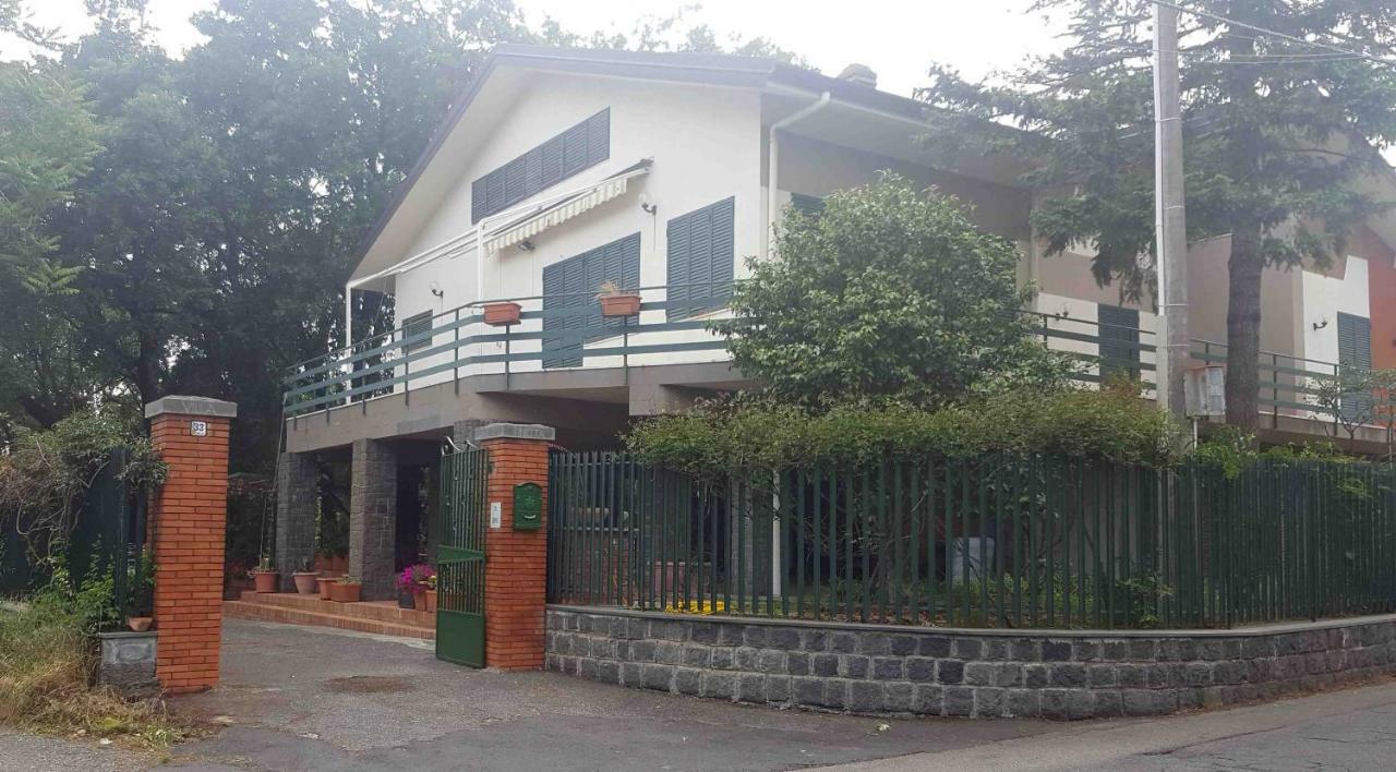 Chalet Villa Fini Fleri Luaran gambar